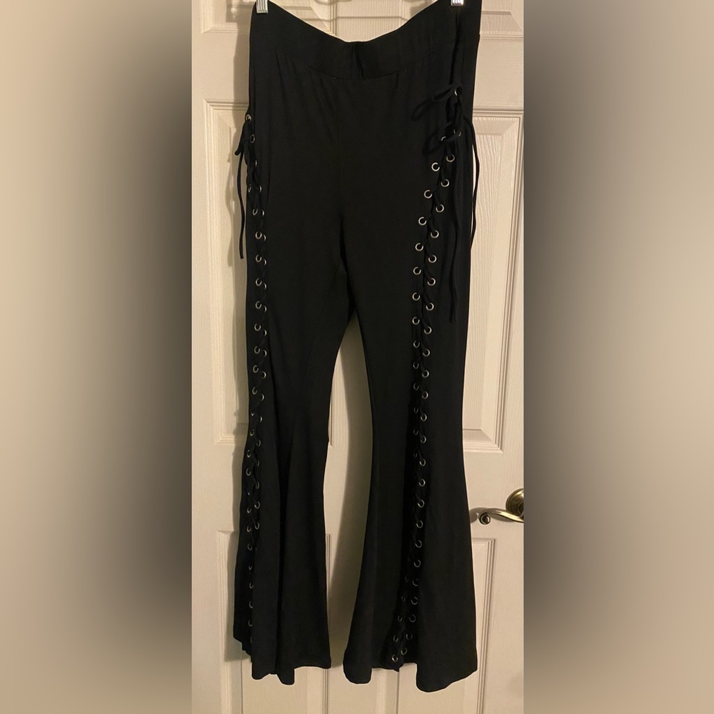 Forest Ink ๐ค Alice ๐ Lace Up Flare Pants ๐ค NWOT - Picture 4 of 7